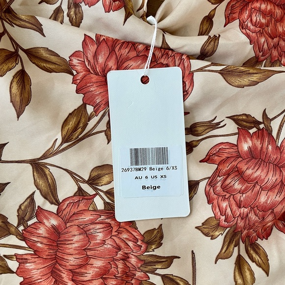 Emelia Dress - Picture 2 of 2